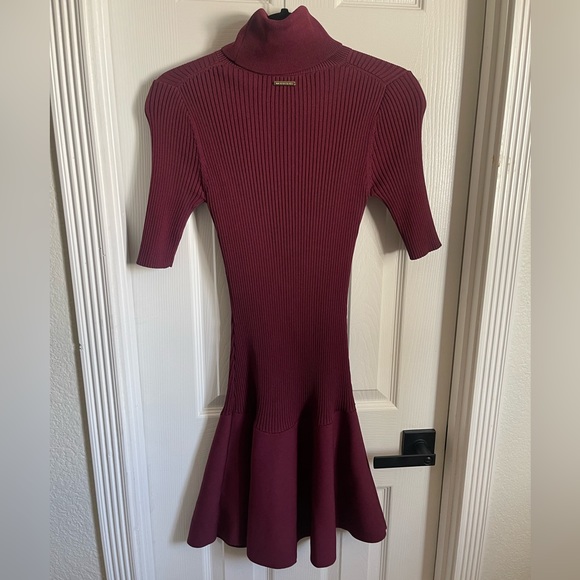 MICHAEL KORS - Turtleneck Ribbed Knee-Length Dress - BURGUNDY - Picture 7 of 9